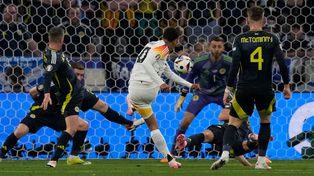 Eurocopa. Jamal Musiala remata para marcar el segundo tanto alemán.