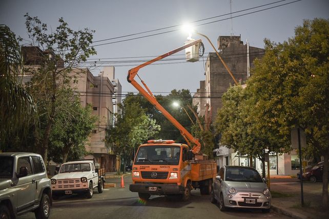 Recambio. Se optimizará la iluminación de 744 cuadras.