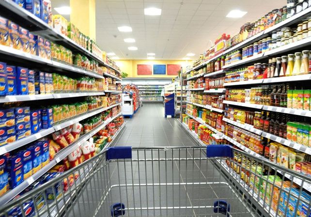 Una familia necesitó más de $16 mil para no ser pobre en noviembre