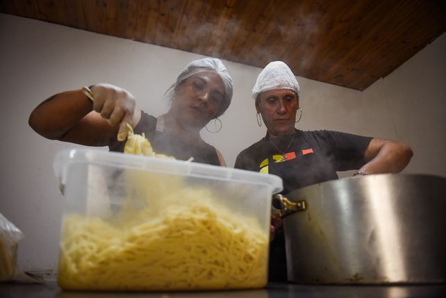 Una fotoperiodista del diario La Capital recibe el Premio Juana Manso