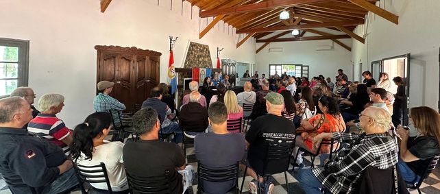 El Movimiento 100% Santafesino Frente Renovador juntó a sus dirigentes y militantes en un plenario en la ciudad de Santa Fe.
