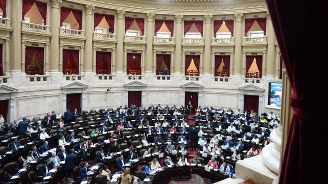La Asamblea Legislativa proclamará este jueves las fórmulas que competirán en el balotaje: la de Sergio Massa y la de Javier Milei.&nbsp;