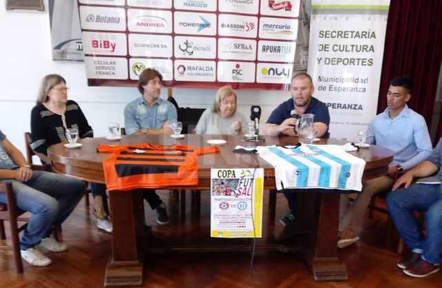 La Selección Argentina de Futsal llega a Esperanza