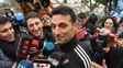 Scaloni volvió a Pujato entre ovaciones de los vecinos: Seguiremos dando batalla