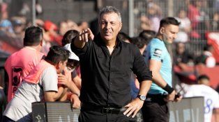 Kudelka les solicitó a los dirigentes un arquero para el próximo campeonato.