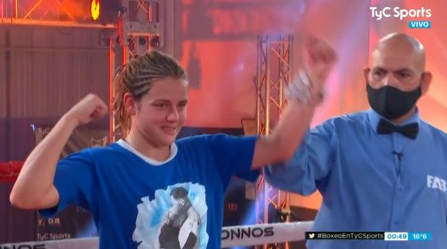 “La Bonita” Bertmúdez se impuso por nocaut técnico ante la cordobesa Cintia Castillo.&nbsp;