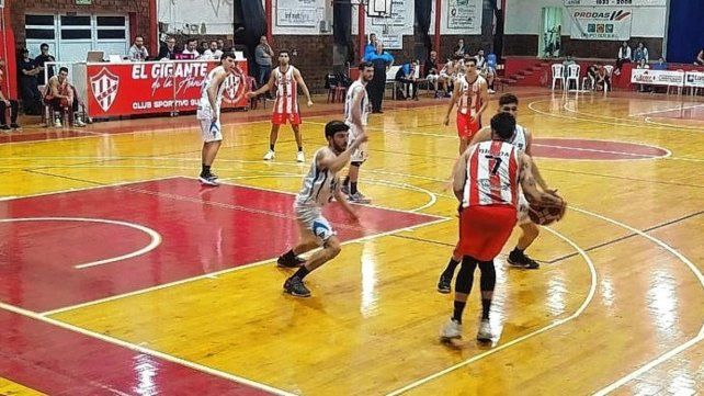 Perdió 82 a 65 ante Sportivo Suardi