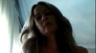 La concejal española no se arrepiente del video erótico y no renunciará a su cargo