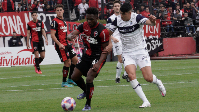 Reasco fue irregular en Newell’s y en su país se critica que vaya a Qatar.&nbsp;