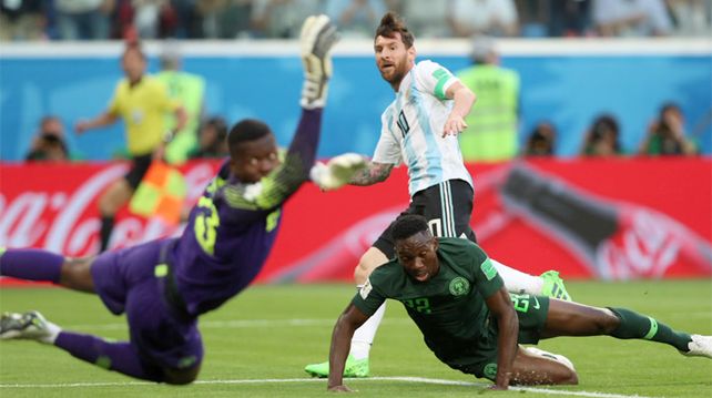¡Se hizo el milagro! Argentina le ganó a Nigeria sobre el final y se clasificó a octavos de final
