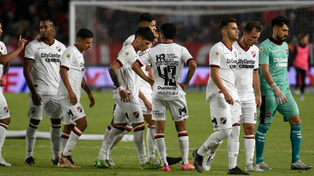 La imagen de los jugadores de Newells lo dice todo. El conjunto de Heinze perdió feo contra Estudiantes.