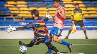 Gaspar Duarte terminó bien el 2024, comenzó con un gol el 2025 y quiere ser parte del elenco inicial.