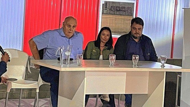 Spahn presentó la lista Todos por Unión: Queremos cumplir el sueño de todos los hinchas Spahn presentó la lista Todos por Unión: Queremos cumplir el sueño de todos los hinchas