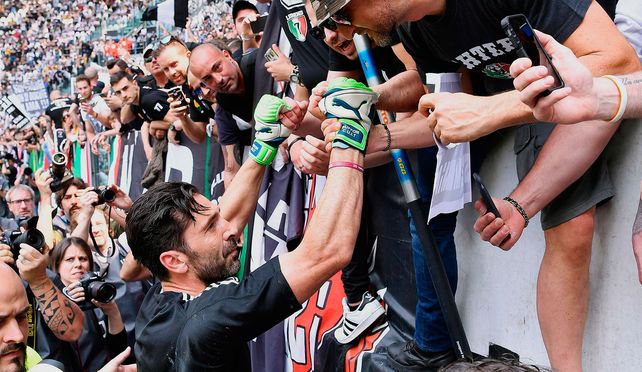 Buffon tuvo una emotiva despedida en la Juventus