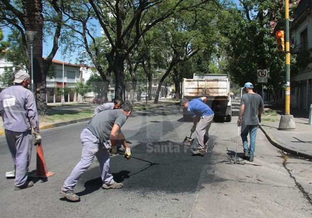 Prioridad. Se privilegian las calles donde circula transporte público y las de penetración a los barrios. Foto: Gentileza Municipalidad de Santa Fe