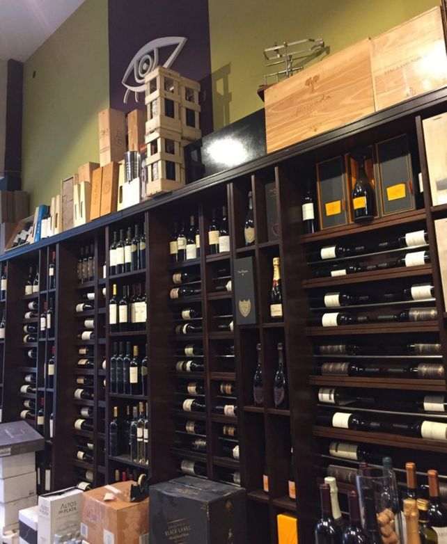 Quebró una vinería rosarina y rematan 100 mil botellas de su bodega para pagar indemnizaciones