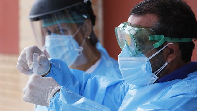 Covid-19: 11 muertos y 1.570 nuevos contagios en Argentina