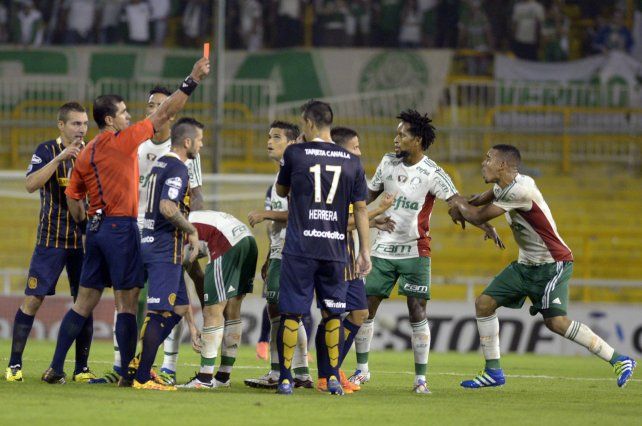 Gabriel Jesús visitó a Central con Palmeiras en la Copa Libertadores 2016.