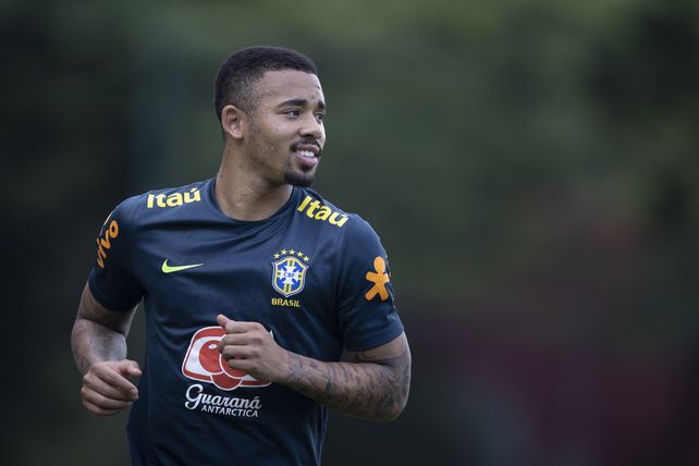 Arma mortal. Gabriel Jesús tratará de que pase desapercibida la deserción del lesionado Neymar en la verdeamarela.