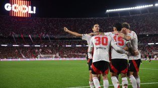 River ganó bien y se metió en los cuartos.