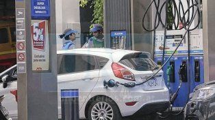 Estaciones de servicio avanzan en reducción de aranceles de tarjetas