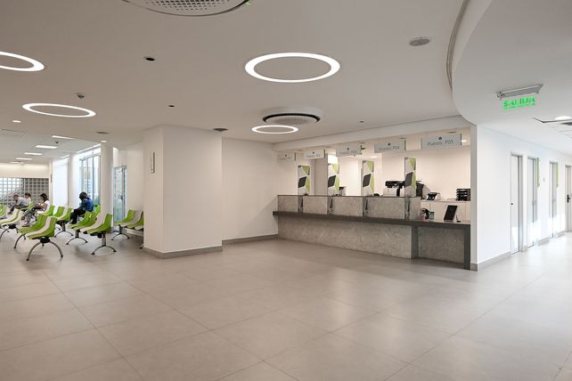 Instalaciones del área de salud reproductiva y fertilidad del Grupo Gamma, en Entre Ríos al 300.