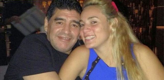 Diego Maradona y Rocío Oliva se casarán en Buenos Aires