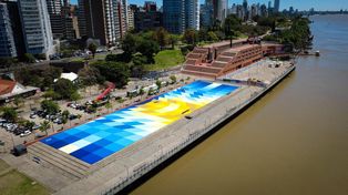 La nueva intervención artística fue realizada con pintura de alto tránsito y resistencia UV