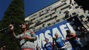 Docentes pidieron la renuncia de la ministra Letizia Mengarelli