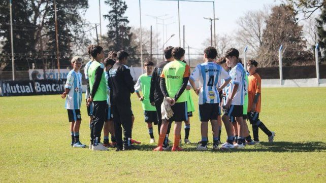 Belgrano viene de caer en sus tres categorías ante Gimnasia de Concepción del Uruguay e intentará recuperarse.
