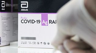 Santa Fe incorporó 110 mil test rápidos para la detección del coronavirus