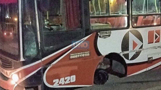 Choferes reclaman mantenimiento de los colectivos de Paraná
