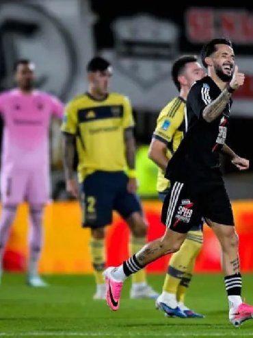 En su cancha, Riestra golea a Boca por 3 a 0 en el primer tiempo