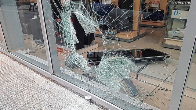 Delincuentes robaron un local comercial de electrodomésticos en plena Peatonal Santafesina&nbsp;