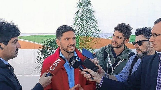 El gobernador Maximiliano Pullaro en Expoagro dijo que no se siente extorsionado