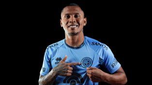 Belgrano incorpora al delantero de la Selección peruana