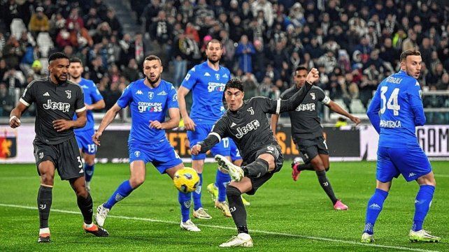 Juventus empató y puede perder la punta.