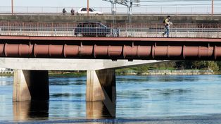 Crecida del Paraná: se reunió el Centro de Operaciones para monitorear el impacto del río