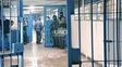 Violenta pelea en la cárcel de Las Flores: dos presos terminaron apuñalados e internados en el Hospital Cullen