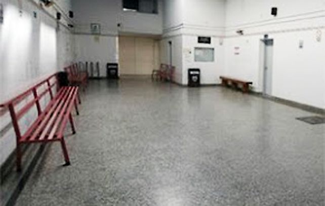 Un médico llamó a un otorrinolaringólo