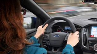 Un estudio revela la personalidad del conductor de acuerdo a la forma en que toma el volante