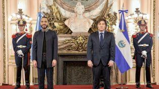 Milei recibió a Bukele y compartieron una reunión de dos horas.&nbsp;