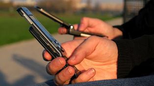 Cuando los teléfonos celulares se adueñan de nuestras vidas