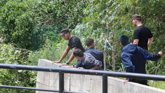 La policía suspendió la búsqueda de Fiorella en el arroyo Antoñico