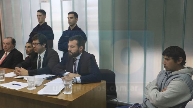 Inocentes. Los abogados defensores de los acusados reclamaron la absolución de ambos.