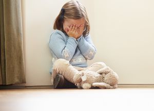 Un hombre filmaba los abusos sexuales a menores de edad
