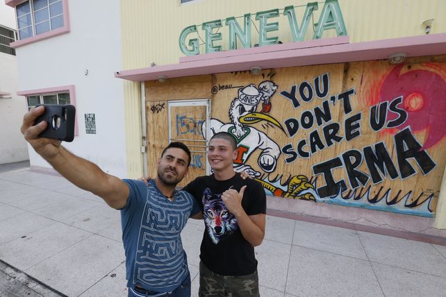 Miami Beach. Gustavo Mejia