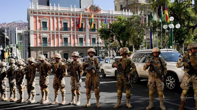 Intento de golpe de Estado en Bolivia: militares rebeldes entran en la sede del Gobierno