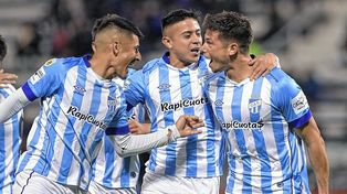 Atlético Tucumán se aprovechó de las ausencias de Vélez y le ganó 1-0 en Liniers, con el debut de Burián en el anfitrión.