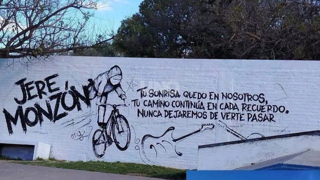 Jeremías Monzón hubiera cumplido 16 años: inauguraron un mural en su memoria y la plaza de la Costanera de Santo Tomé llevará su nombre